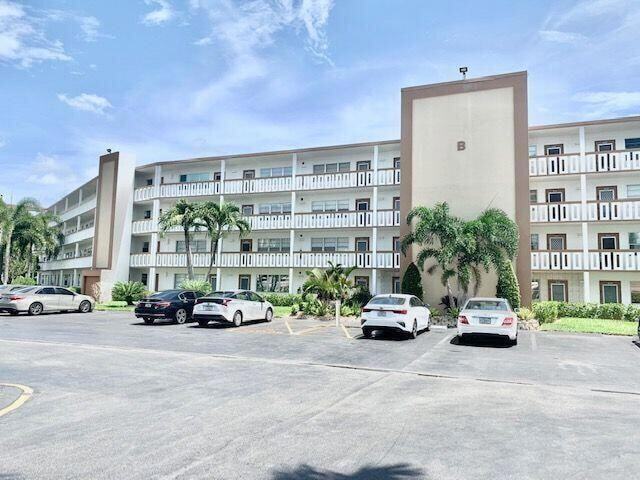 property at 4036 Cornwall B