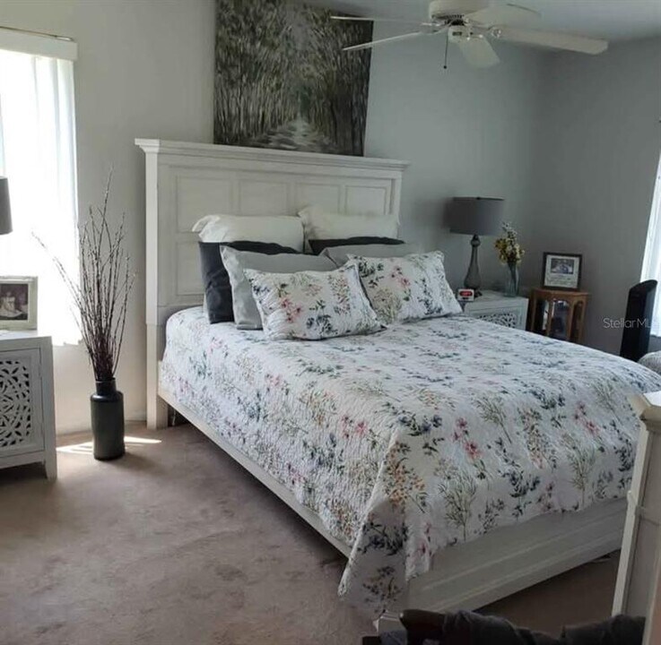 924 S Pine Ridge Cir in Sanford, FL - Building Photo