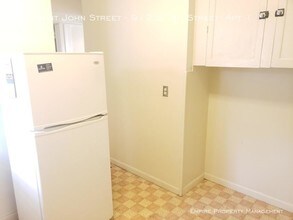 702 St John St in Allentown, PA - Building Photo - Building Photo