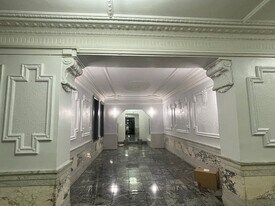 275 Harrison Ave, Unit B6 in Jersey City, NJ - Building Photo