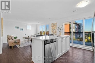 440 Via Verona Ave in Ottawa, ON - Building Photo - Building Photo