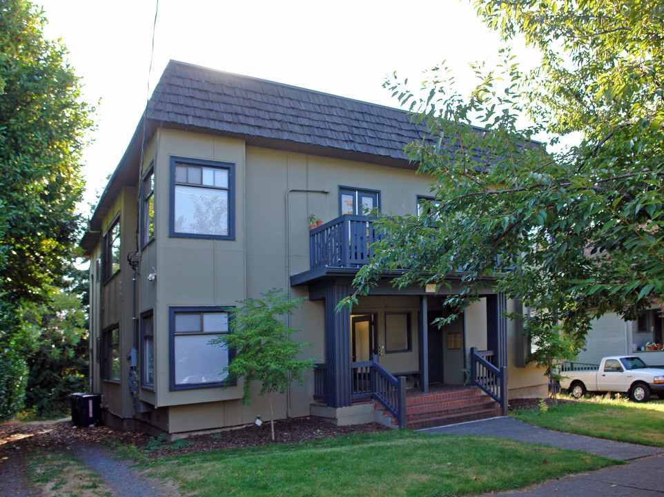 3638 Meridian Ave N in Seattle, WA - Building Photo