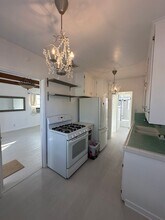 1027 Hill St-Unit -1029-B in Santa Monica, CA - Building Photo - Building Photo