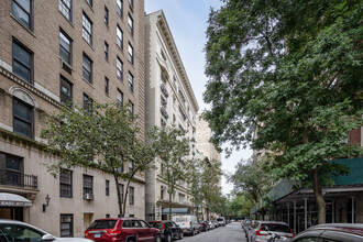 12 E 87th St in New York, NY - Building Photo - Building Photo