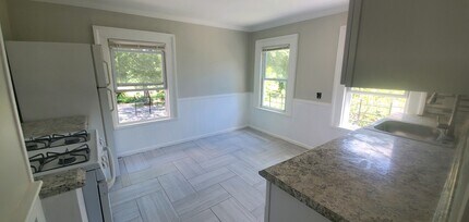 641 Ferry St in New Haven, CT - Building Photo - Building Photo