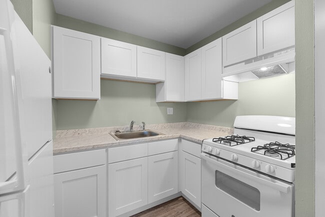 The Landing at 1st Street in Milwaukee, WI - Building Photo - Building Photo