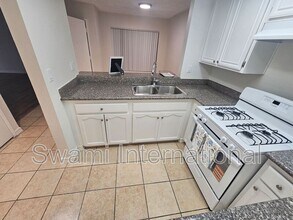 926 Wilmington Blvd in Los Angeles, CA - Building Photo - Building Photo