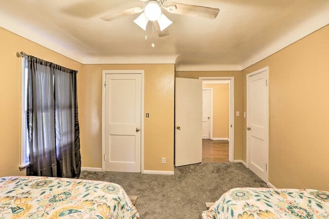 6851 Nebraska Ave in Toledo, OH - Building Photo - Building Photo