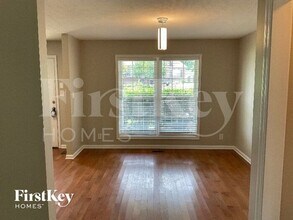 3271 Twelve Oaks Blvd in Clarksville, TN - Building Photo - Building Photo