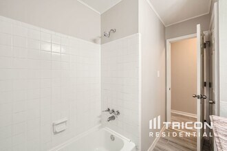5313 Larewood Dr in Charlotte, NC - Building Photo - Building Photo