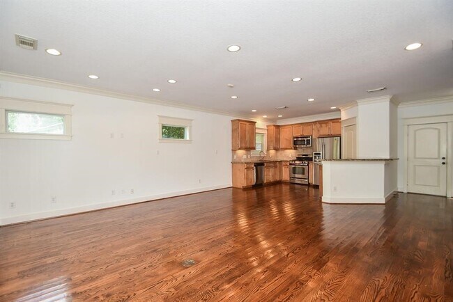 1013 W 16th St in Houston, TX - Building Photo - Building Photo