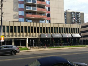 Academy Place in Edmonton, AB - Building Photo - Building Photo