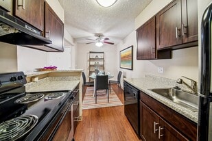 ReNew Cherry Creek in Denver, CO - Building Photo