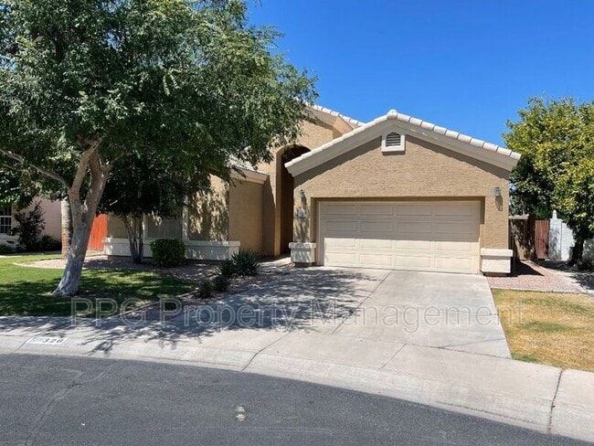 property at 328 S Rock Harbor Dr
