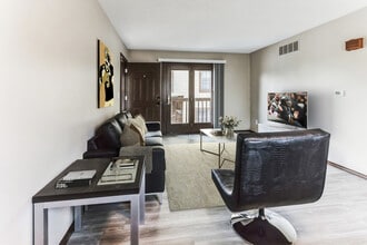 Victory on Salisbury in West Lafayette, IN - Foto de edificio - Building Photo