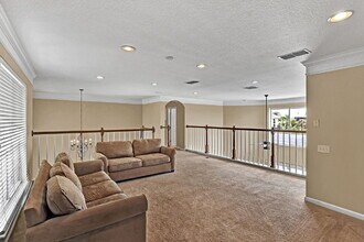 4389 Seabreeze Dr in Jacksonville, FL - Building Photo - Building Photo