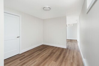 91 Alberta Av in Toronto, ON - Building Photo - Building Photo