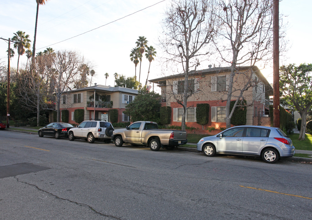 2918 St. George in Los Angeles, CA - Building Photo