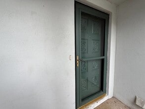 1217 McMullen Booth Rd in Clearwater, FL - Building Photo - Building Photo