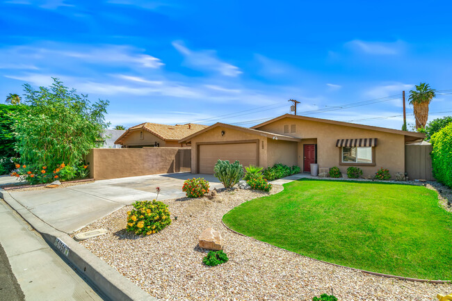 51550 Avenida Mendoza in La Quinta, CA - Building Photo - Building Photo