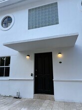 222 SW 15th Rd in Miami, FL - Building Photo - Building Photo