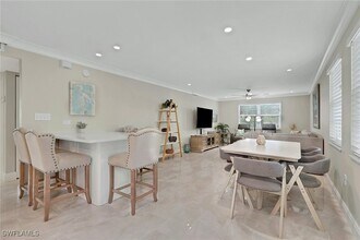 642 12th Ave S in Naples, FL - Building Photo - Building Photo