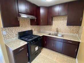 2252-56 Julian Ave in San Diego, CA - Building Photo - Building Photo