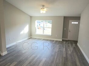 240 Locust Pass Dr in Ocala, FL - Building Photo - Building Photo