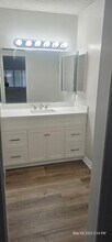 6001 Canterbury Dr, Unit 211 in Culver City, CA - Building Photo - Building Photo