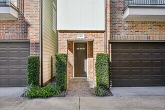 1040 W 26th St in Houston, TX - Building Photo - Building Photo
