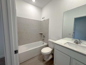 1419 Caceres Spur in San Antonio, TX - Building Photo - Building Photo