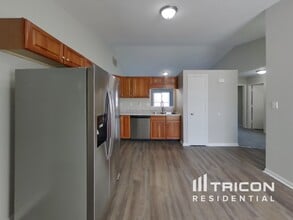 6050 E Solitude Ct in Camby, IN - Building Photo - Building Photo