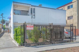del14648 in Van Nuys, CA - Building Photo - Building Photo