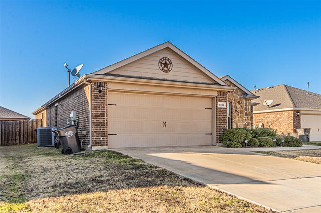 1202 Pampa Grass Dr in Princeton, TX - Building Photo - Building Photo
