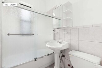 1016 Union St in Brooklyn, NY - Building Photo - Building Photo