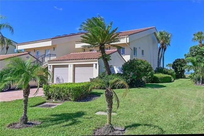 852 Golden Beach Blvd