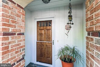 3814 Woodlawn Ct in Alexandria, VA - Building Photo - Building Photo