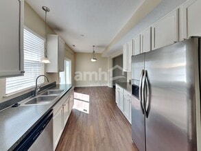 7187 Normanton Dr in New Albany, OH - Building Photo - Building Photo