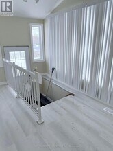 698 Sheppard Ave W in Toronto, ON - Building Photo - Building Photo