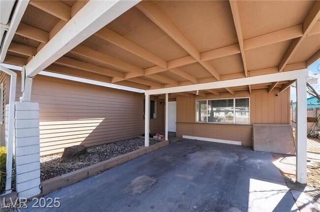 4452 Peterson Dr in Las Vegas, NV - Building Photo - Building Photo