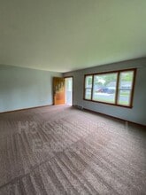 212 N Edison St in Freeburg, IL - Building Photo - Building Photo