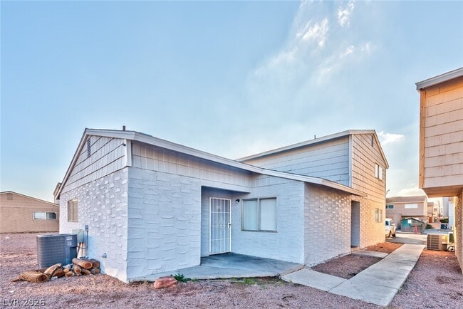 property at 5198 Greene Ln