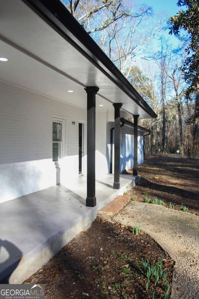 970 Bates Rd in Austell, GA - Building Photo - Building Photo