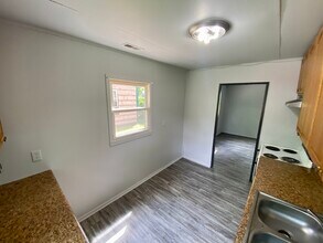 1003 Giddings St in Danville, IL - Building Photo - Building Photo