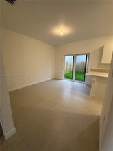 2534 SE 27th Dr in Homestead, FL - Foto de edificio - Building Photo