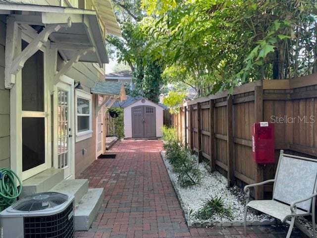 807 1/2 S Fremont Ave