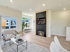 741 Smart Town Dr in Dearborn, MI - Building Photo - Building Photo