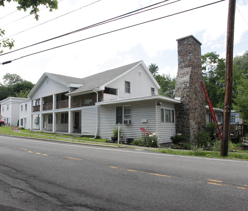 2693 New Scotland Rd in Voorheesville, NY - Building Photo