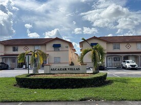2238 W 74th St in Hialeah, FL - Building Photo