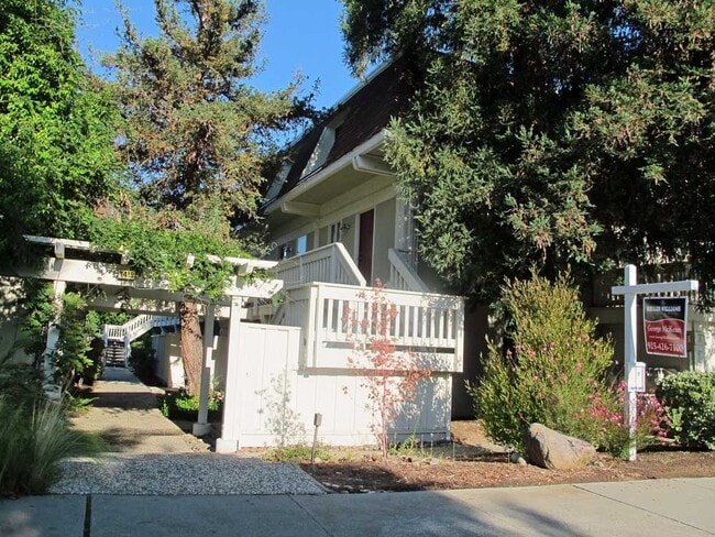 property at 3405 Norton Way